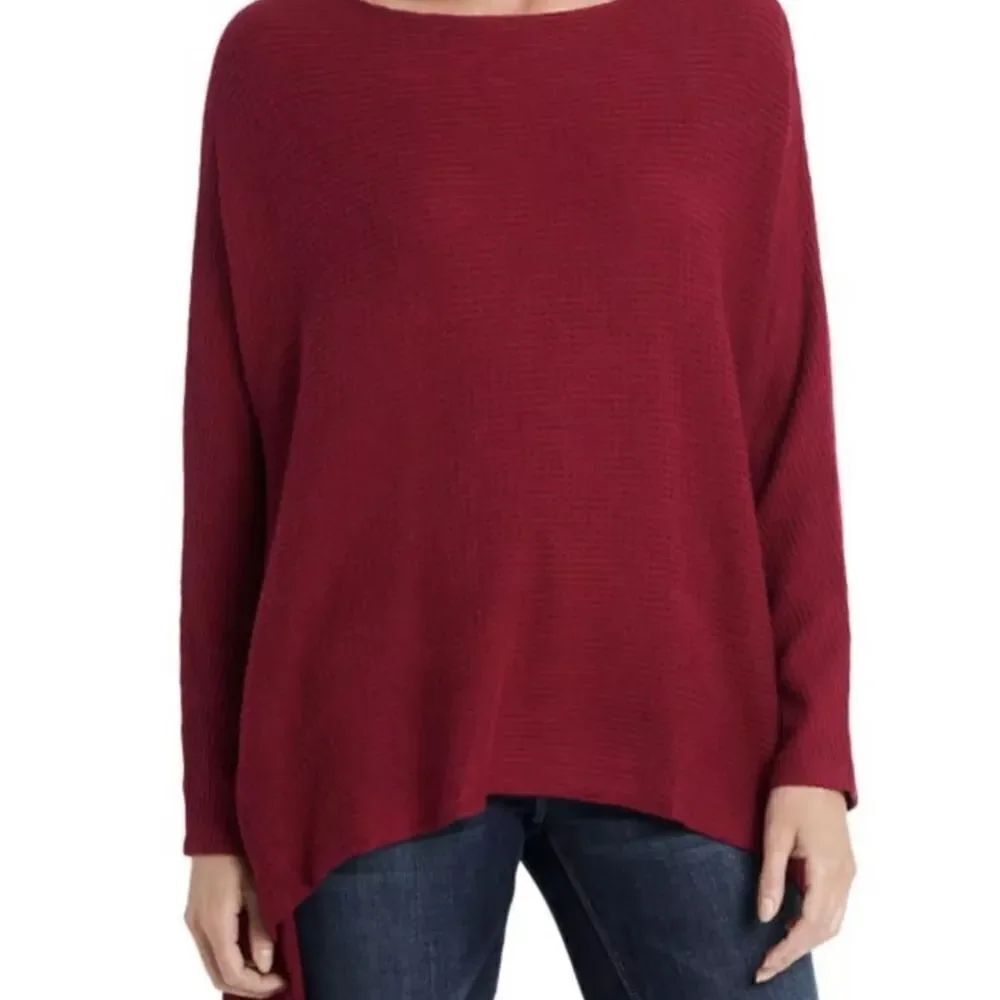 NWOT 1.state Red twist top
